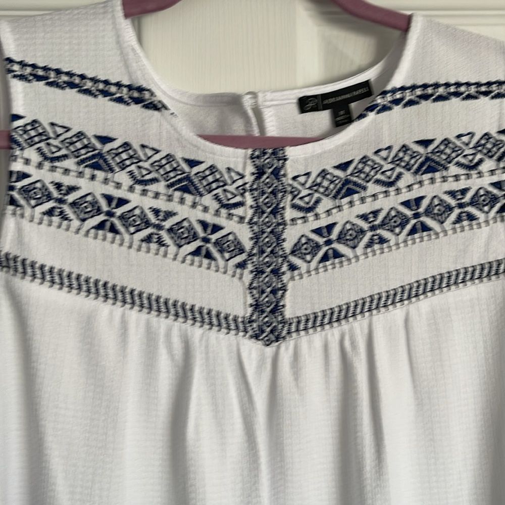 NWOT tank - Picture 5 of 5